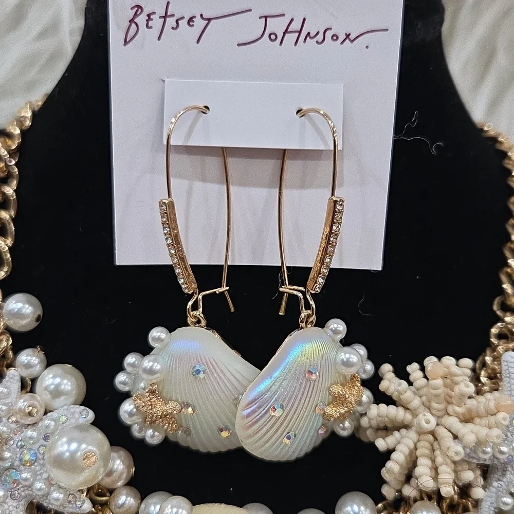 Betsey Johnson Cruise Control Clam Sea Turtle Pearl Earring + Necklace Bracelet